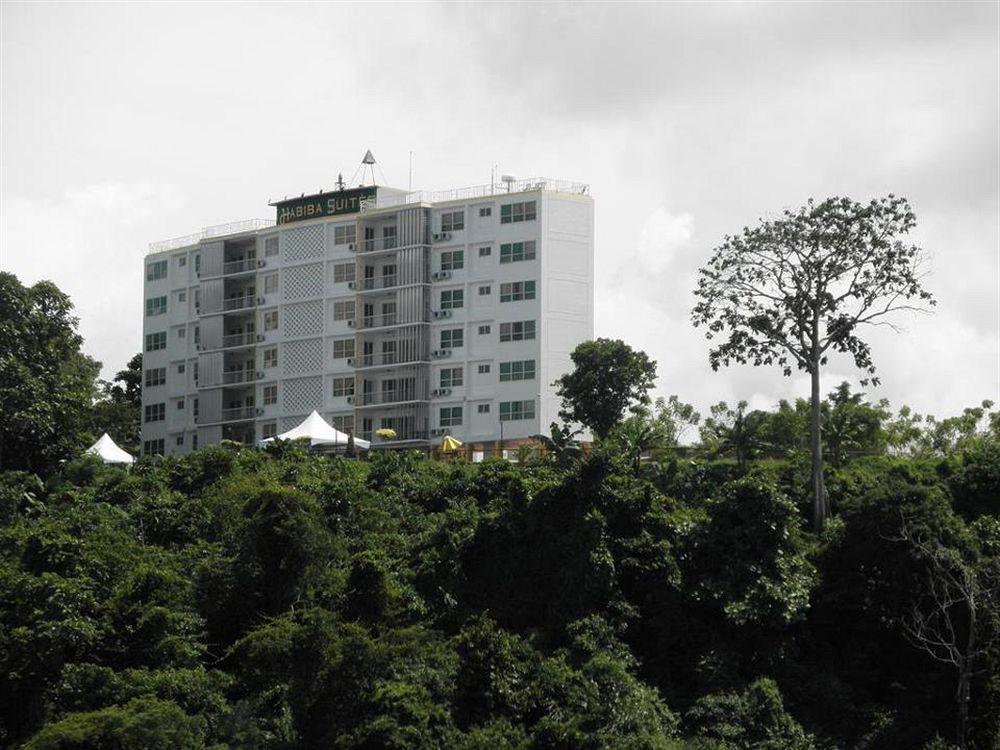 Habiba & 3* Kota Kinabalu